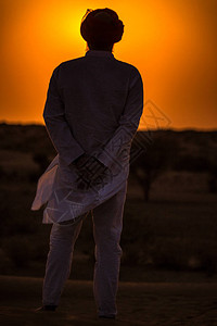 印度Jaisalmer沙漠日落的印度图片