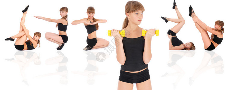 健身女孩用白背景的哑铃训练身图片
