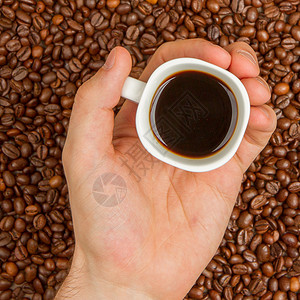 香味咖啡豆的咖啡图片