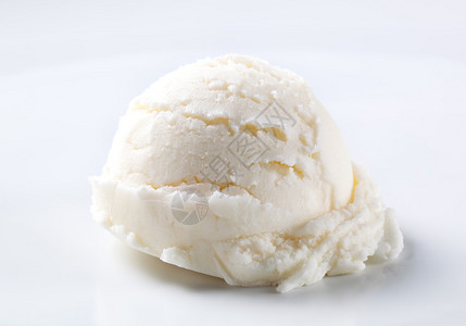 一勺白色奶油冰淇淋图片