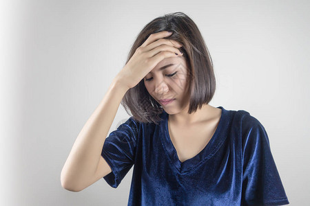 女人头痛偏头痛疼痛压力失眠医疗保健医图片
