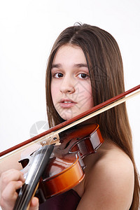 拉小提琴的女孩的肖像背景图片