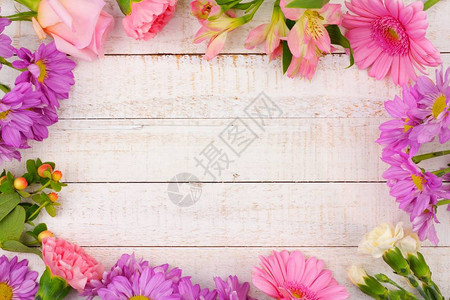 粉色和紫色花朵框架图片