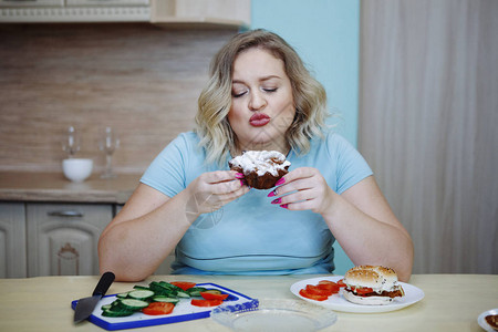 健康饮食饮食与肥胖抗争的理念图片