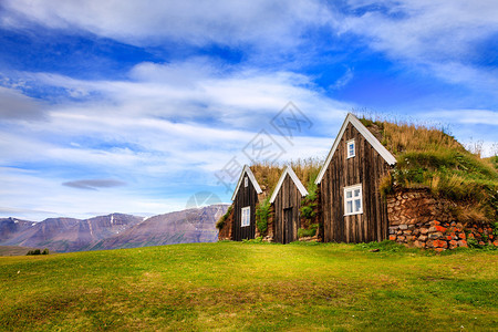 霍拉尔镇冰岛传统地皮房屋H图片