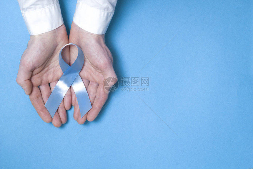 受前列腺癌影响的男象征是浅蓝色丝带图片