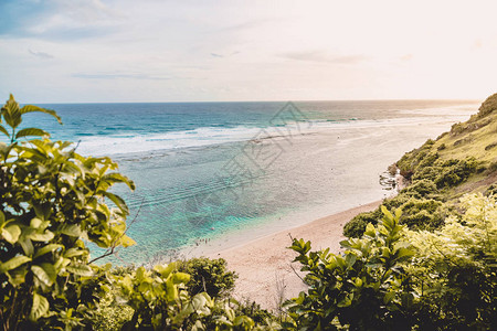 巴厘岛的热带沙滩图片