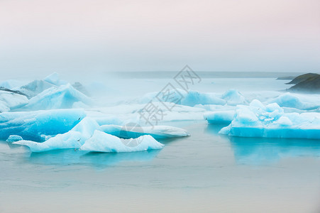 冰岛Jokulsarlon冰川环图片