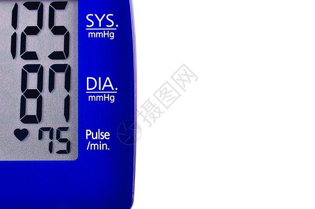 数字血压计上的高血压读数图片