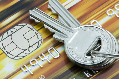 信用卡和用钥匙支付账单图片