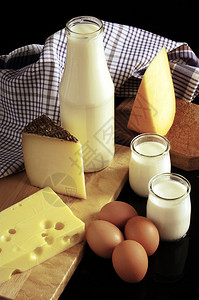 乳制品牛奶酪和酸奶图片