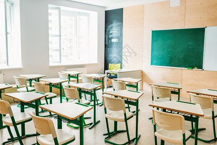 学校空荡的现代教室内部图片