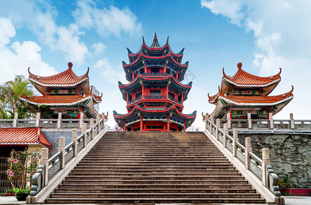 著名的中华古典建筑位于久龙河岸伟正馆张州福建背景图片
