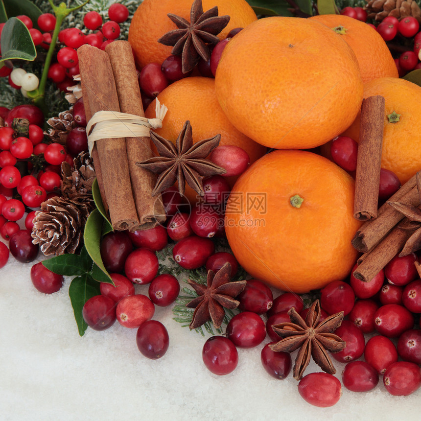 Cranberry和mandarin橙色的圣诞水果图片
