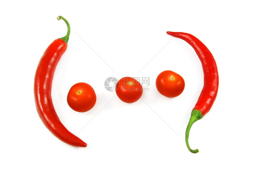 红辣椒和樱桃番茄图片