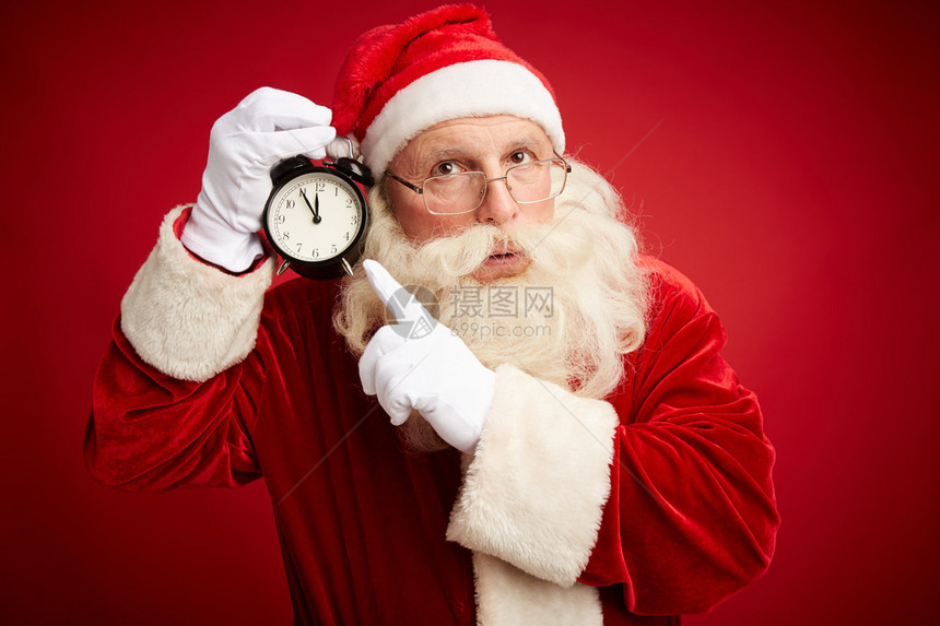 钟点指着时钟的五分圣诞老人距离午图片