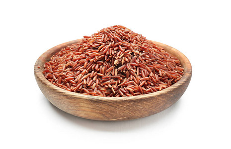 白色背景上的红米饭碗图片