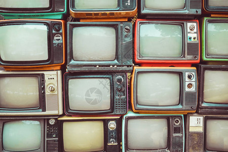 堆叠多彩的复古电视TV老式过滤效果背景图片