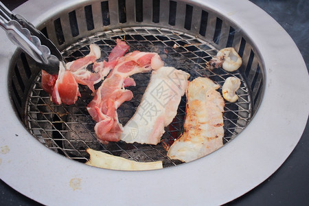 烤猪肉日式图片