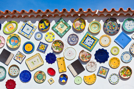 葡萄牙阿尔加维海岸墙上的传设计图片