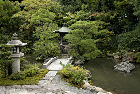 日本京都的日本传统花园图片