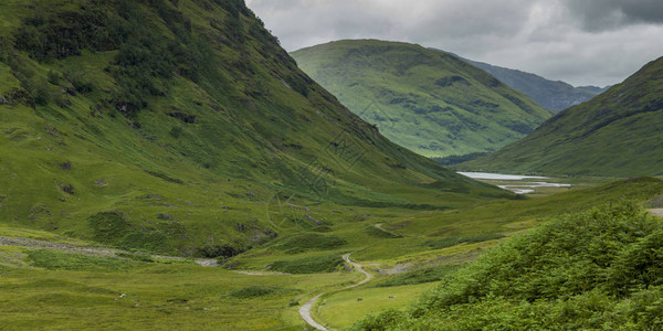 流经山脉苏格兰高地苏格图片