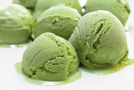 自制绿茶冰淇淋图片