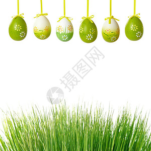 绿草和复活节彩蛋图片
