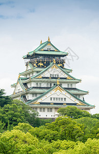 日本大阪城的壮丽景色图片