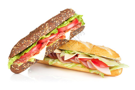 带肉类和蔬菜的新鲜三明治白图片