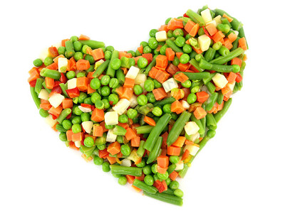 冷冻的混合蔬菜心脏孤立图片