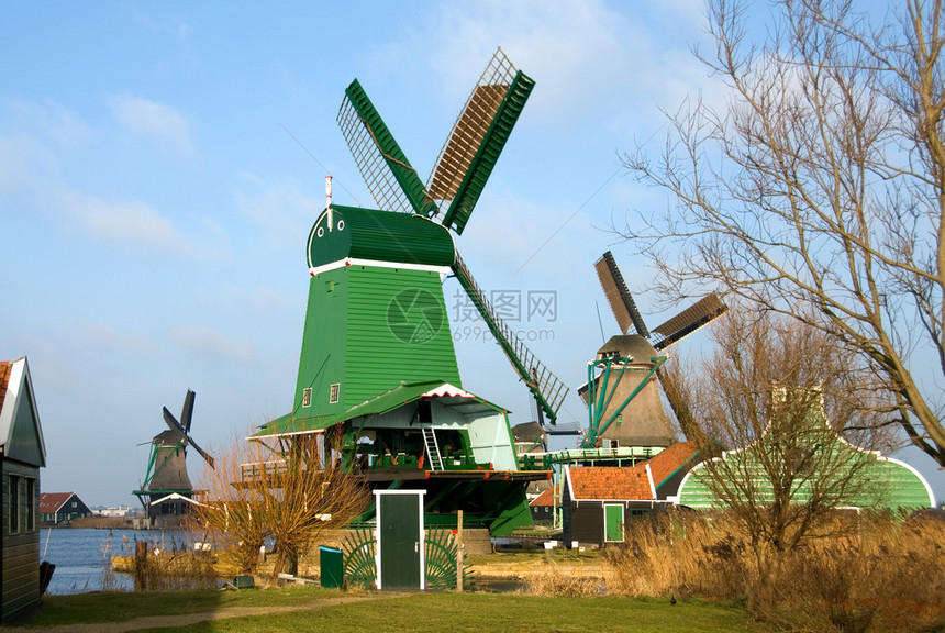 荷兰ZaanseSchans谷村传统杜丘风图片