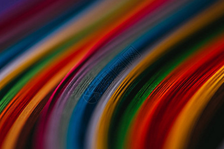 彩色绗缝纸曲线的特写图片