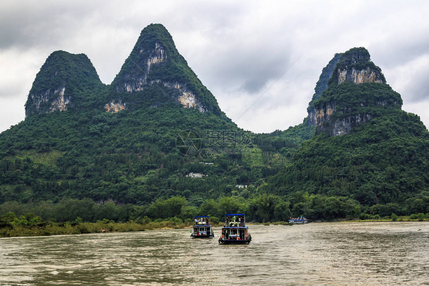 李江的游艇叫做利江河清平镇的海图片