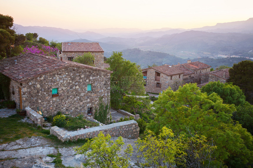 西班牙加泰罗尼亚Siurana小山村图片