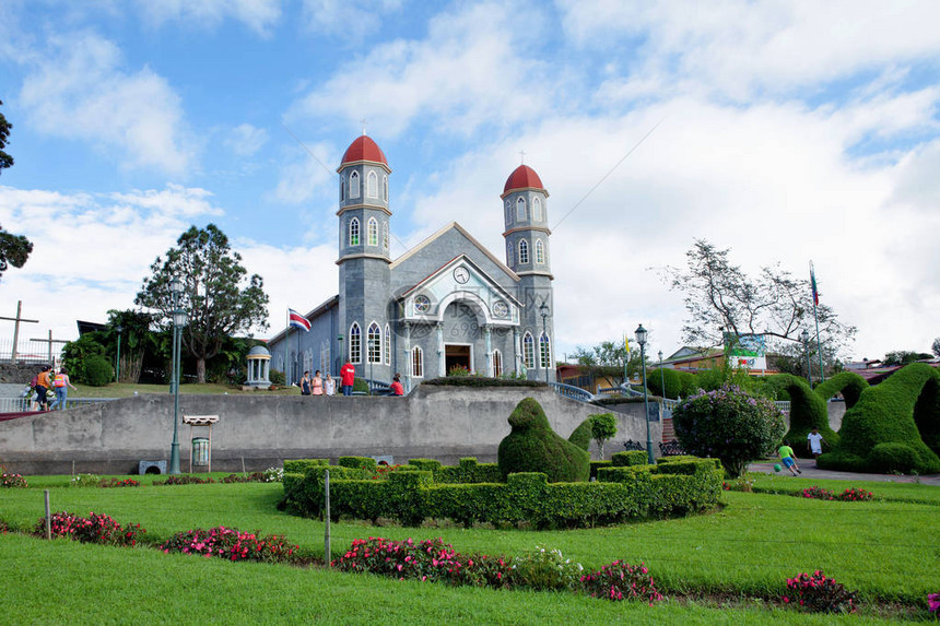 FranciscoAlvardo公园及其著名人和哥斯达黎加Zarcero的SanRafael多彩图片