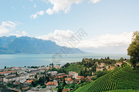 瑞士因特拉肯美丽的景色图片