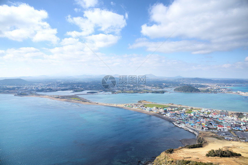 从济州岛的SeongsanIlchulbongVolcanicCone图片