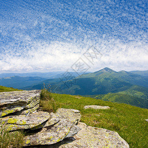 景观与山中的石头图片