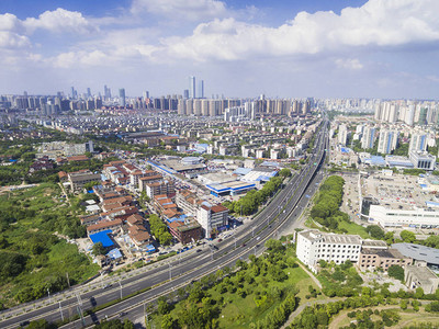 城市滨水建筑鸟瞰图图片