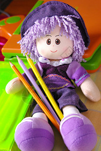 紫色羊毛微笑娃图片