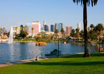 洛杉矶市中心湖边图片