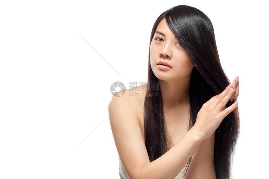 美丽的年轻的年轻亚洲女肖像其健康的黑头图片
