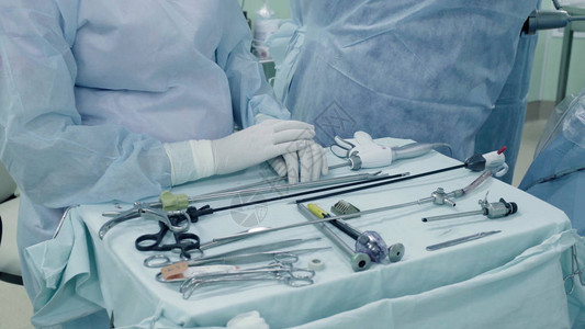 腹部的拉帕罗斯外科手术外科护士图片