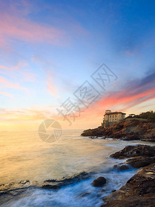 福来运转意大利沃诺附近托斯卡尼海岸博卡勒城堡附背景