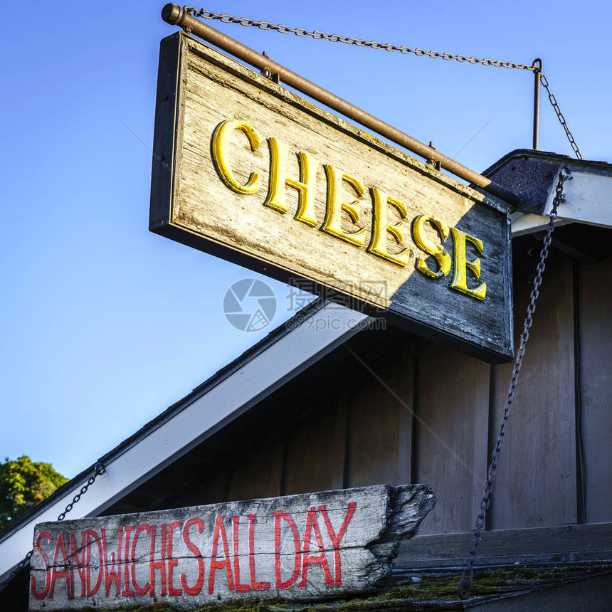 密歇根州利兰市鱼镇的奶酪店招牌图片