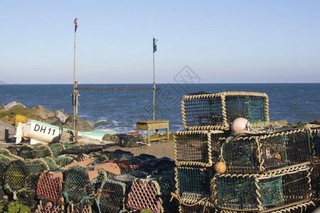 英格兰德文郡沿海渔村Beesands的龙虾锅图片