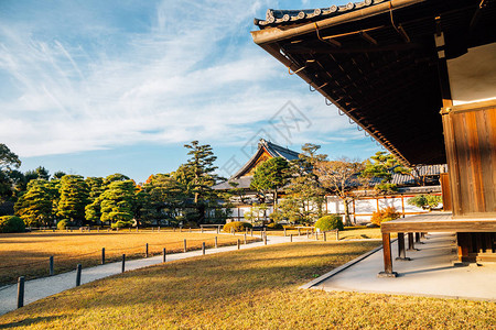 日本京都的日本古老传统建筑Nijo图片