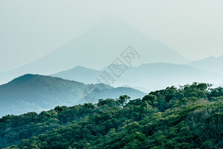 背着凯蒙山Kaimonk图片