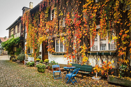 德国小镇的一条小街背景图片